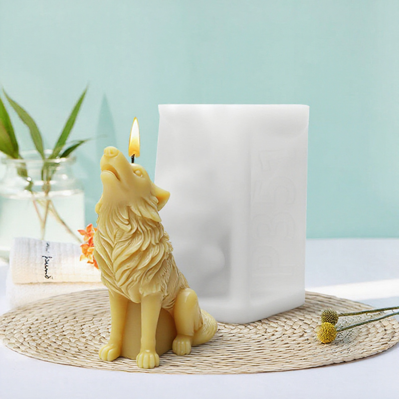 Snowfield Howling Moon Wolf Ca - Candle Making Workshop recension och pris